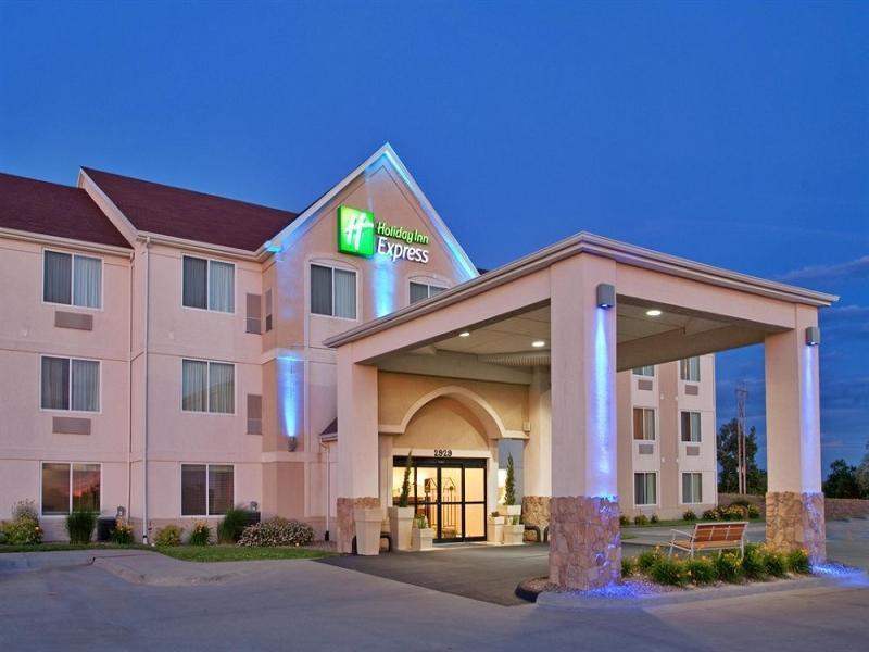 Holiday Inn Express Hotel & Suites Maryville By Ihg מראה חיצוני תמונה